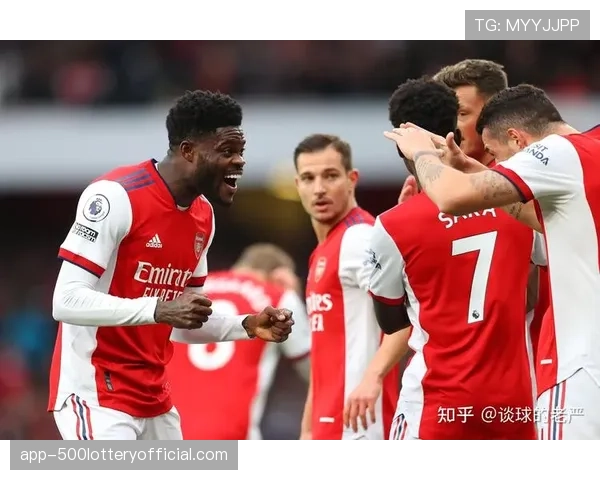 曼城vs阿森纳天王山之战：裁判安东尼·泰勒执法引争议